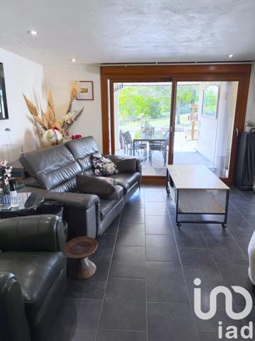 Maison à vendre 8 pièces 171 m² Injoux-Génissiat