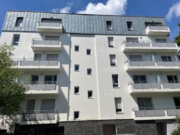 Charmant T2 avec balcon exposé Sud-Ouest + parking en sous-sol