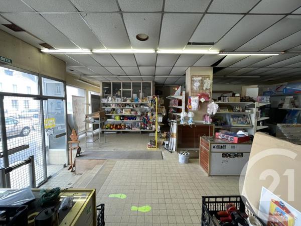 Immeuble à vendre  600 m 2   GUISE  - 02