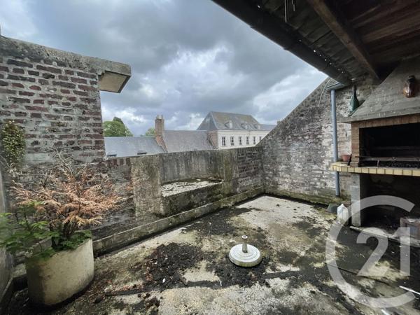 Immeuble à vendre  600 m 2   GUISE  - 02