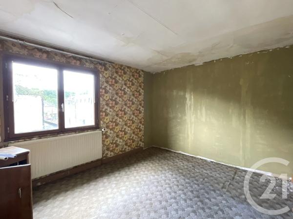 Immeuble à vendre  600 m 2   GUISE  - 02