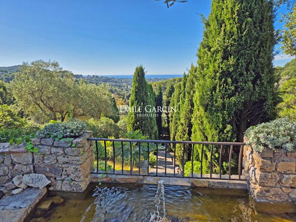 A vendre. Mougins Village - Demeure de prestige avec vue panoramique mer