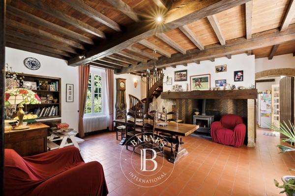 Pau, Maison 4 Chambres -  268 m² à vendre