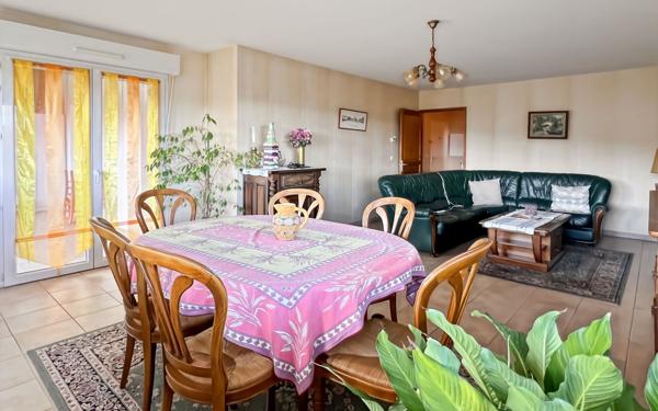 Appartement à vendre    4 pièces • 98,23 m2 Cambo-les-Bains