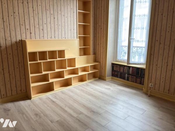 RECOUVRANCE - IMMEUBLE DE 5 APPARTEMENTS - BREST 
