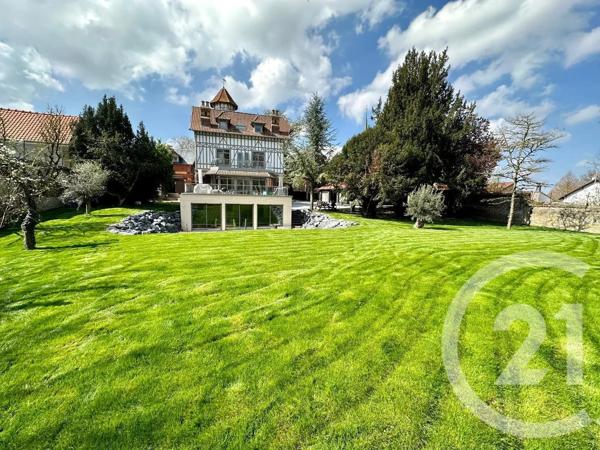 Maison à vendre  10 pièces - 437 m 2   GLISY  - 80
