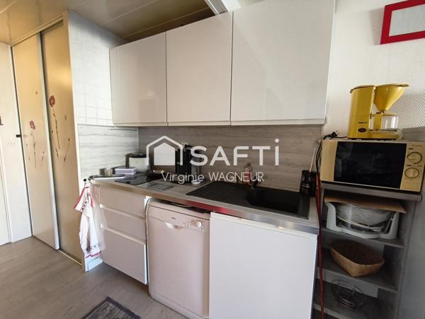 Studio très bon état - Parking privé - Proche mer