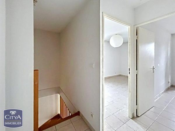 Appartement à vendre 3 pièces 65.42m² Saintes (17100)