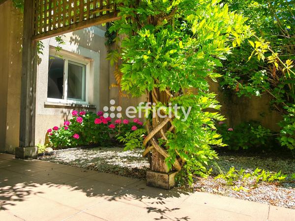 Maison 10 pièces - 290 m² Exclusivité efficity