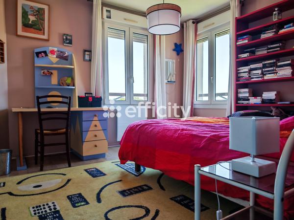 Maison 10 pièces - 290 m² Exclusivité efficity