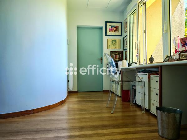 Maison 10 pièces - 290 m² Exclusivité efficity