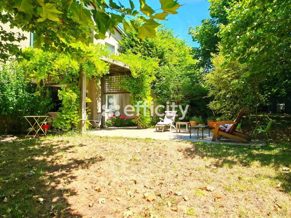 Maison 10 pièces - 290 m² Exclusivité efficity