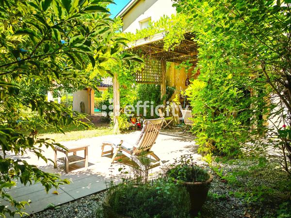 Maison 10 pièces - 290 m² Exclusivité efficity