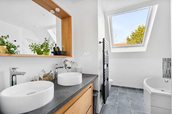 Maison Chambourcy 8 pièce(s) 204m2 960 000 € **  - Référence  18245