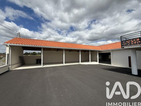 Immeuble à vendre 120 m² Unieux