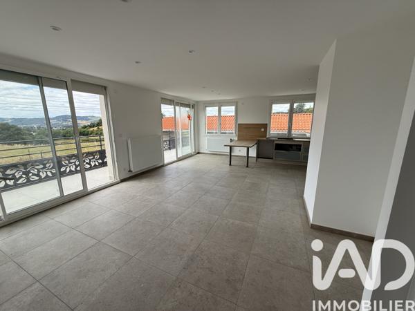 Immeuble à vendre 120 m² Unieux