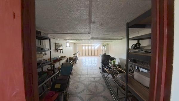 A Varennes-Jarcy : Maison familiale 6 pièces - 142 m² habitables - Terrain de 800 m², sous-sol total, cheminée et combles aménagées