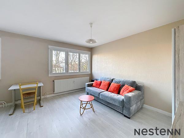 À vendre : studio meublé - secteur Châteaucreux