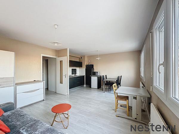 À vendre : studio meublé - secteur Châteaucreux