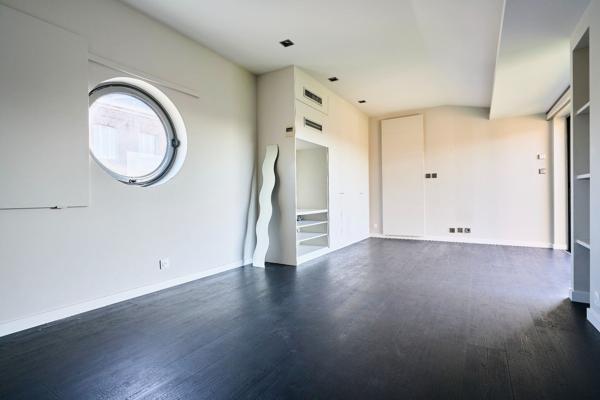Vente Maison de luxe Lille 7 Pièces 320.76 m²
