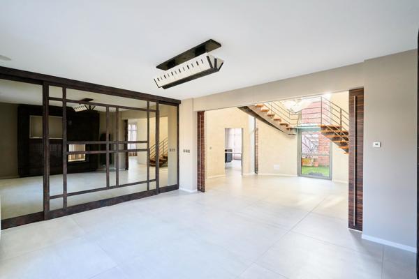 Vente Maison de luxe Lille 7 Pièces 320.76 m²