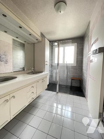 LOCMINE VILLE MAISON 4 CHAMBRES SUR 812 m²