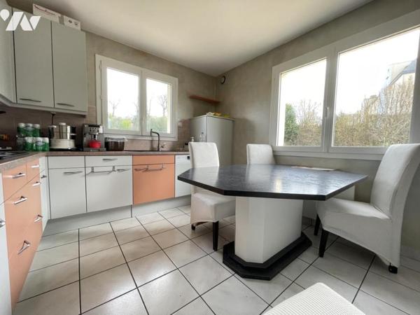 LOCMINE VILLE MAISON 4 CHAMBRES SUR 812 m²