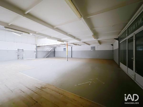 Location local d’activité 410 m² Saint-Hilaire-de-Brethmas
