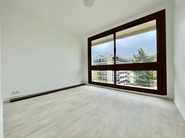 Parc Saint Cyr -  Dernier étage - 4/5 pièces de 85 m²