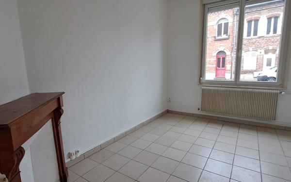 Maison à louer    4 pièces •  Ribemont