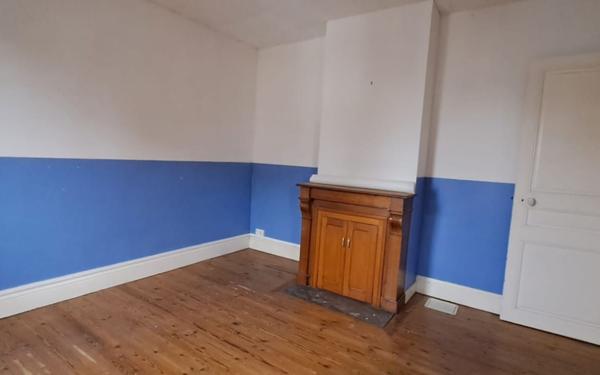 Maison à louer    4 pièces •  Ribemont