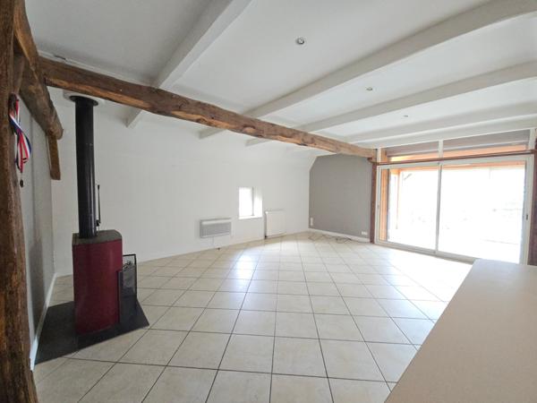 Grange rénovée et aménagée en maison d'habitation  4 chambres proche du golf de Vézac