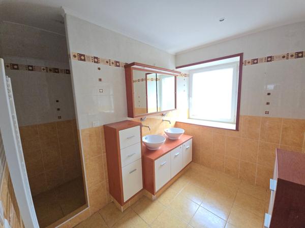 Grange rénovée et aménagée en maison d'habitation  4 chambres proche du golf de Vézac