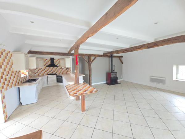 Grange rénovée et aménagée en maison d'habitation  4 chambres proche du golf de Vézac