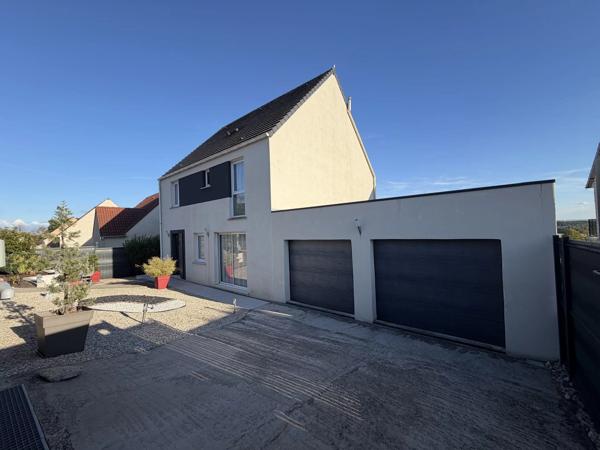 Vente                                                      Maison
                        
                     5 pièces                      135 m2                     à Villers-Cotterêts
