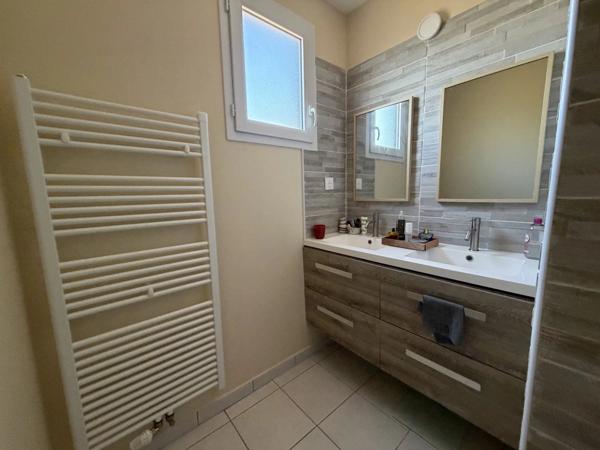 Vente                                                      Maison
                        
                     5 pièces                      135 m2                     à Villers-Cotterêts