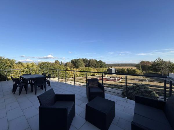 Vente                                                      Maison
                        
                     5 pièces                      135 m2                     à Villers-Cotterêts