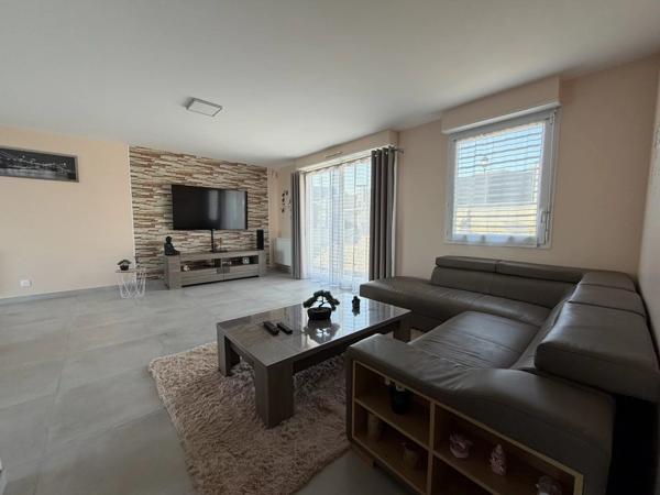 Vente                                                      Maison
                        
                     5 pièces                      135 m2                     à Villers-Cotterêts
