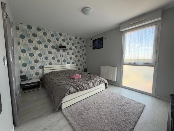 Vente                                                      Maison
                        
                     5 pièces                      135 m2                     à Villers-Cotterêts
