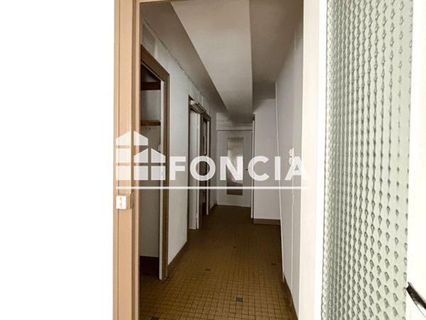 Location Appartement 3 pièces 70.37 m² - 3 RUE DES CORDIERS La Cote Saint Andre 38260