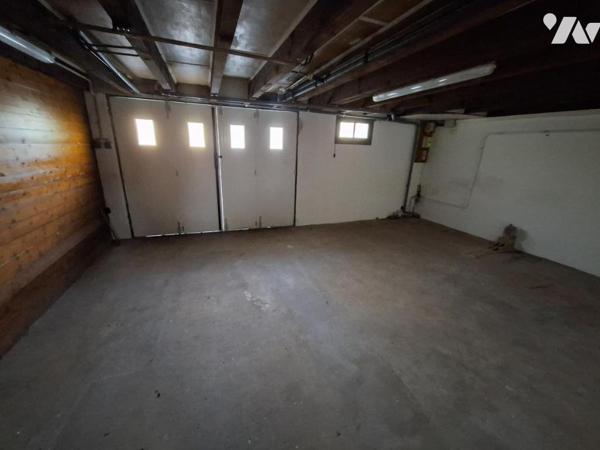 SAINTES rive droite - quartier GARE - 57 m² hab avec 2 chambres sur une parcelle de 845m²