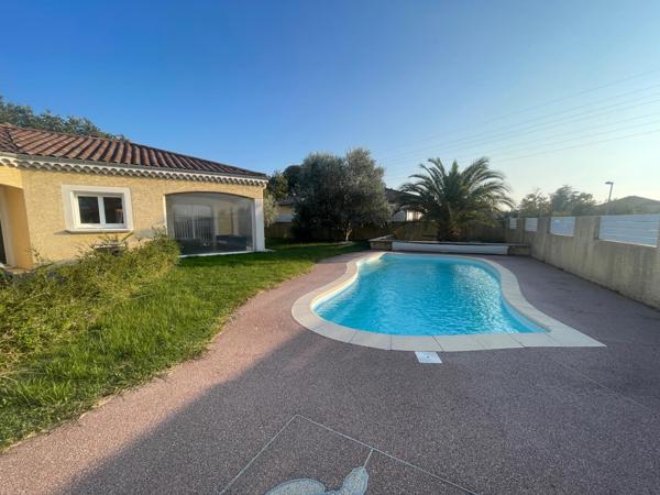 Maison de Plain pied quartier calme sans vis à vis Beaumont monteux