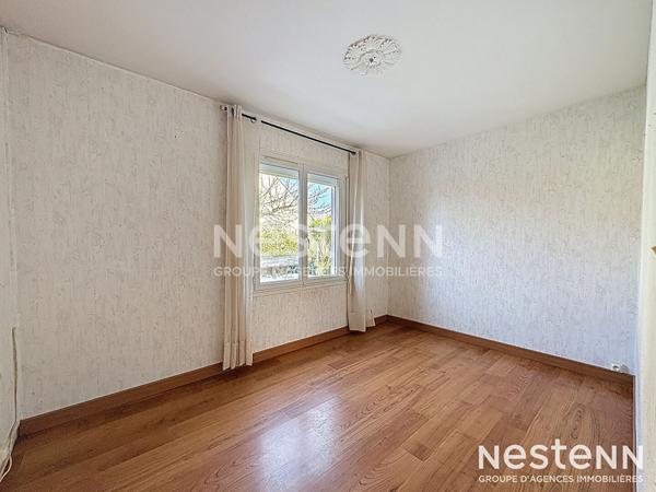 A VENDRE à AVRILLE Maison de Plain-pied 108 m², 3 chambres, garage et 340 m² de jardin