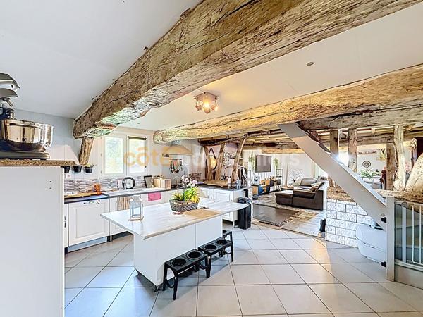 Vente
                Maison101 m² - 6 Pièces -
                    BOURG ACHARD (27310)