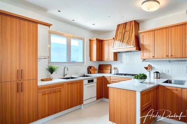 Annecy Seynod "Longiret" - Maison individuelle 5p + 1 studio - 127 m2