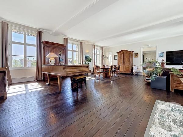 Appartement F7 Et + à vendre  9 pièces - 260 m 2   NANCY  - 54