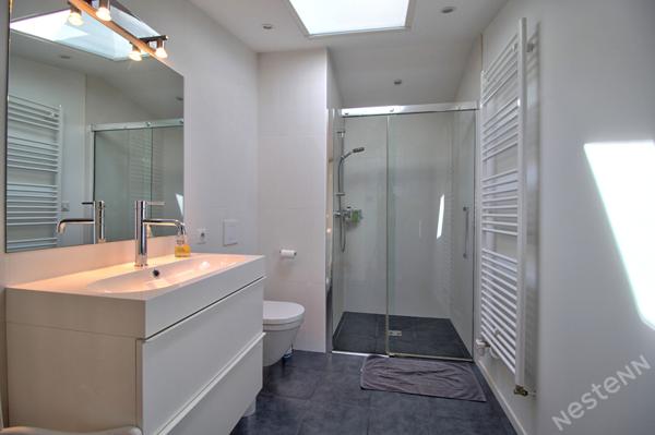 CASTELCULIER - Maison de campagne en pierre de 290 m² avec jardin, piscine, dépendances et un étang sur un terrain d'environ 9200 m²