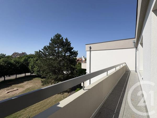 Appartement F3/F4 à vendre  4 pièces - 95,56 m 2   STRASBOURG  - 67