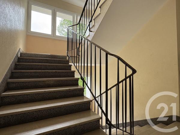 Appartement F3/F4 à vendre  4 pièces - 95,56 m 2   STRASBOURG  - 67