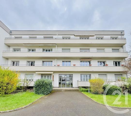 Appartement F3/F4 à vendre  4 pièces - 95,56 m 2   STRASBOURG  - 67